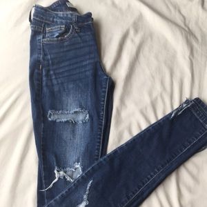 Skinny ripped jeans